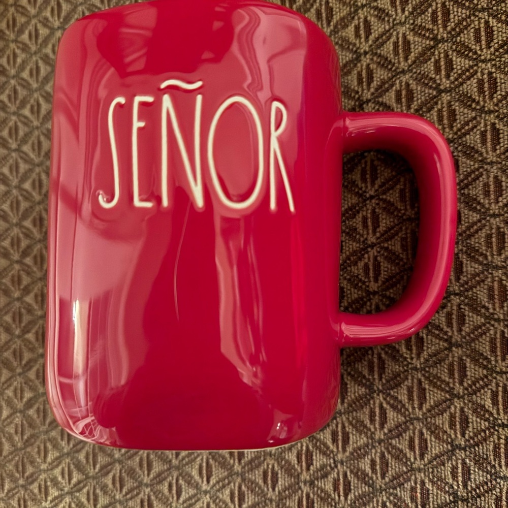 Rae Dunn “Señor” Red Ceramic Mug
